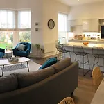 Brooklands Hideaway