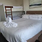 Sea View Flat 2 With Fast Wifi And Free Parking