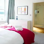 The Stoop, Stunning Sea Views!