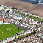 Sandy Wickets