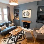 Cosy 1 Bed Cottage Scarborough