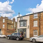 1 Bed In Scarborough 90911