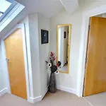Kittiwake-Top Floor Sea View Apartment Two Bedrooms