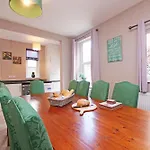 Ashville Grange Sleeps 10 Large Beautiful House