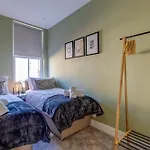 Apt 2 - North Marine Villa