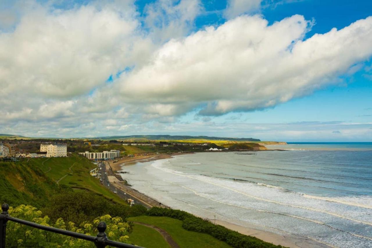 Seaside Hideaway - Free Onstreet Parking Scarborough