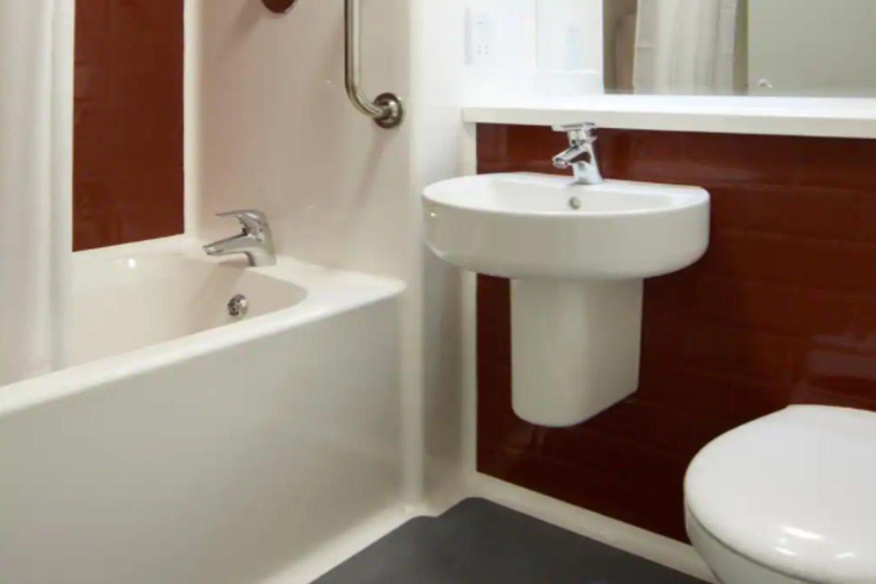 Travelodge St Nicholas Hotel 3*