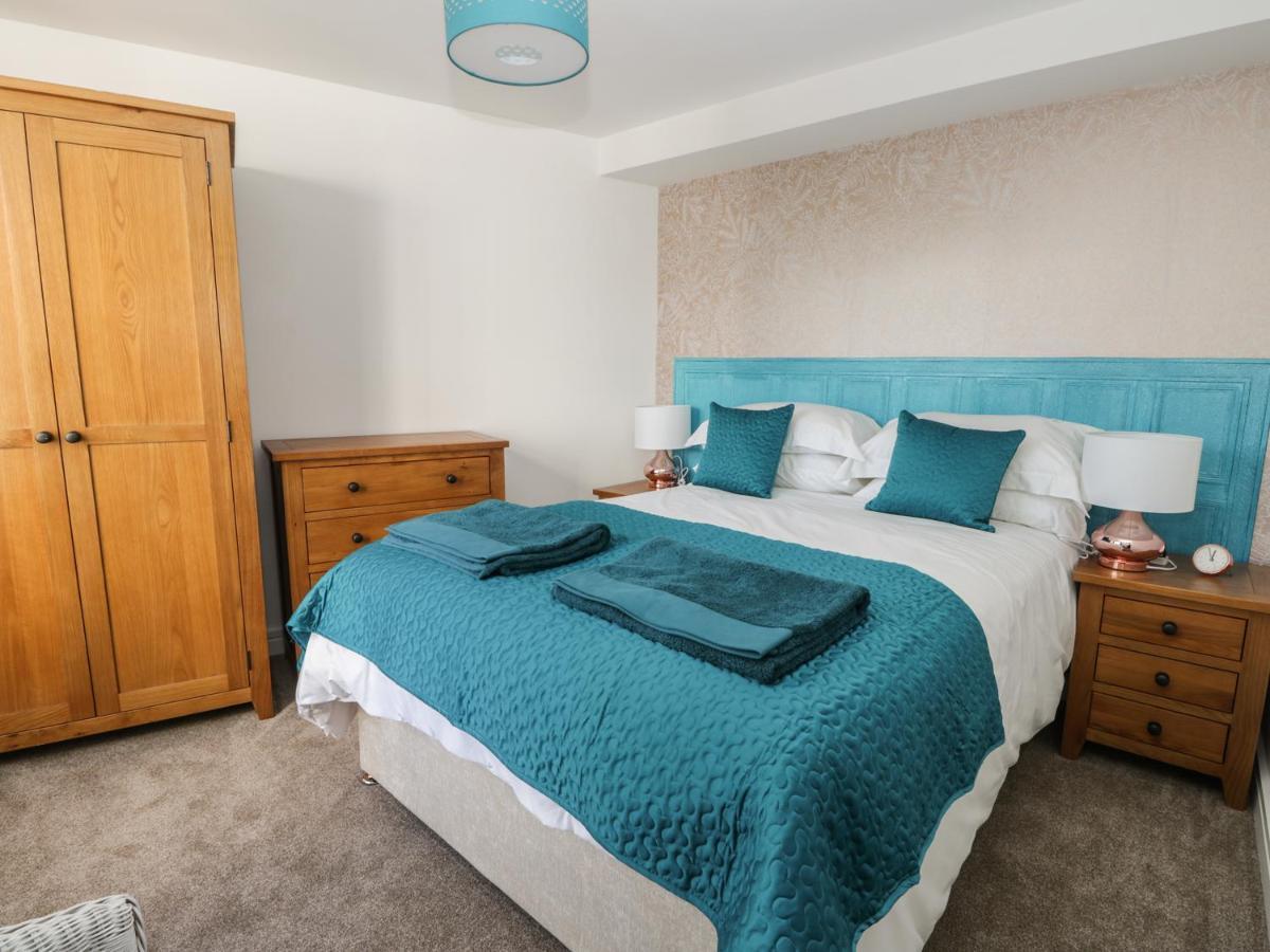 Manor Heath 3 Apartment *