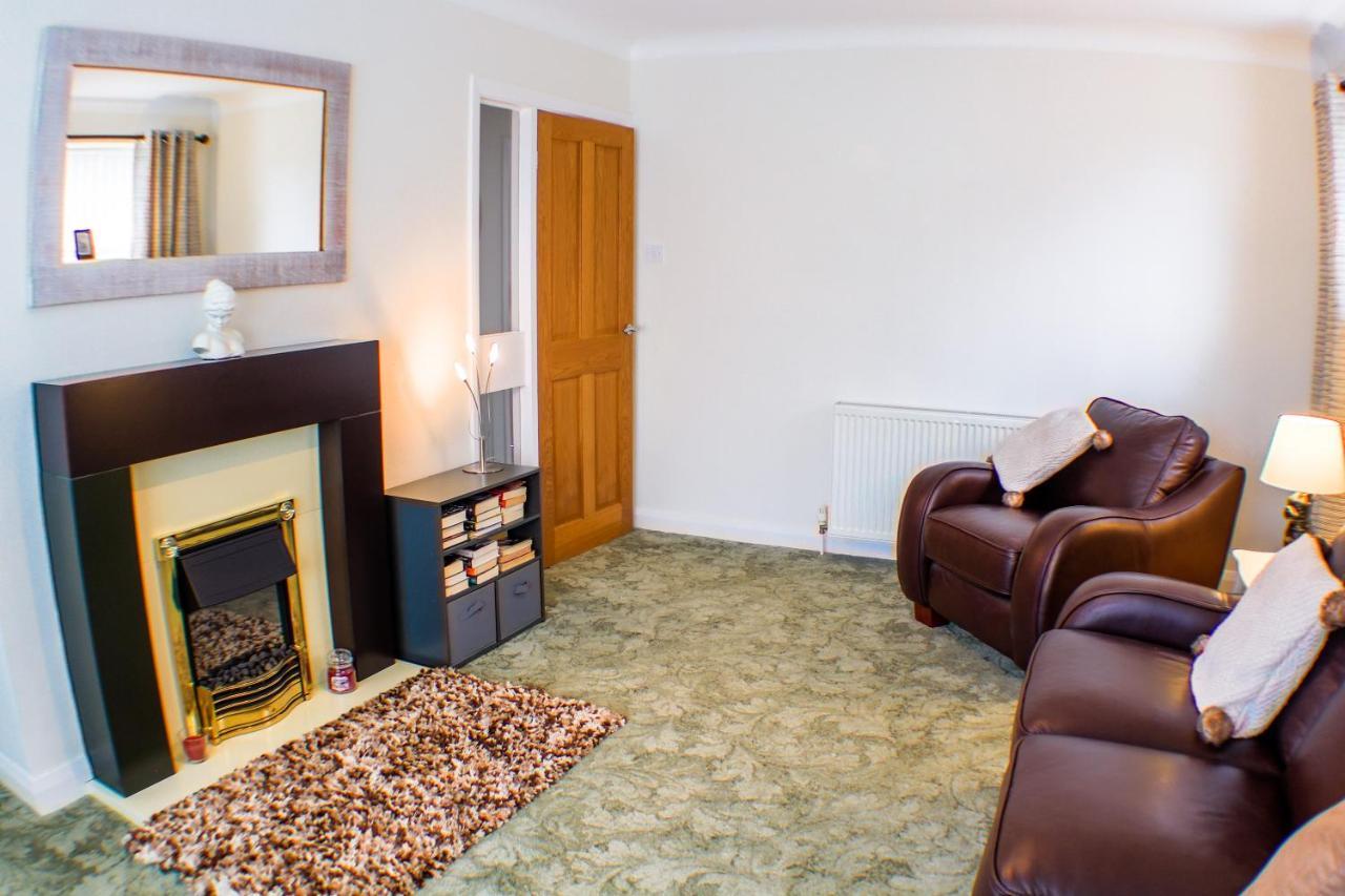 18 Sea View Close * Scarborough