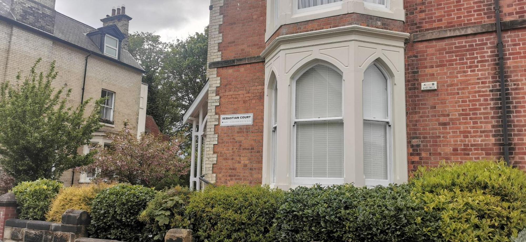 Flat 12 Sebastian Court - 2 Beds With A Four Poster Apartment