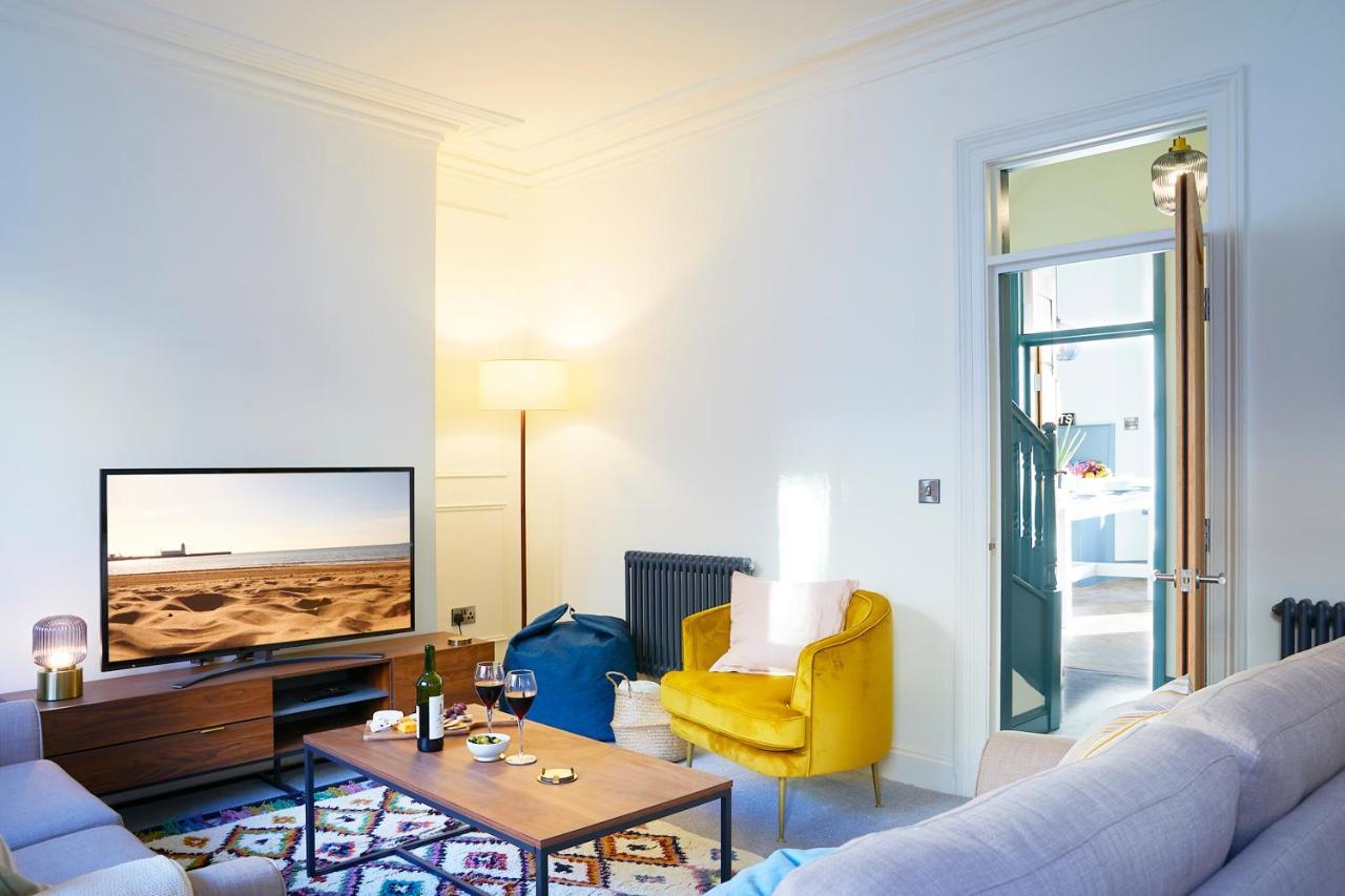 Apartment The Stoop, Stunning Sea Views! *