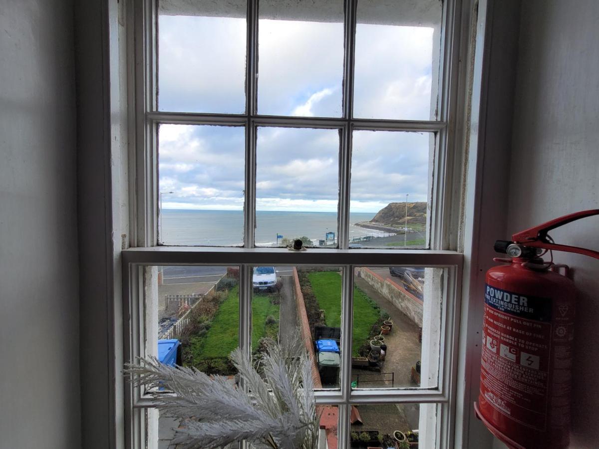 Sea View Flat 2 With Fast Wifi And Free Parking