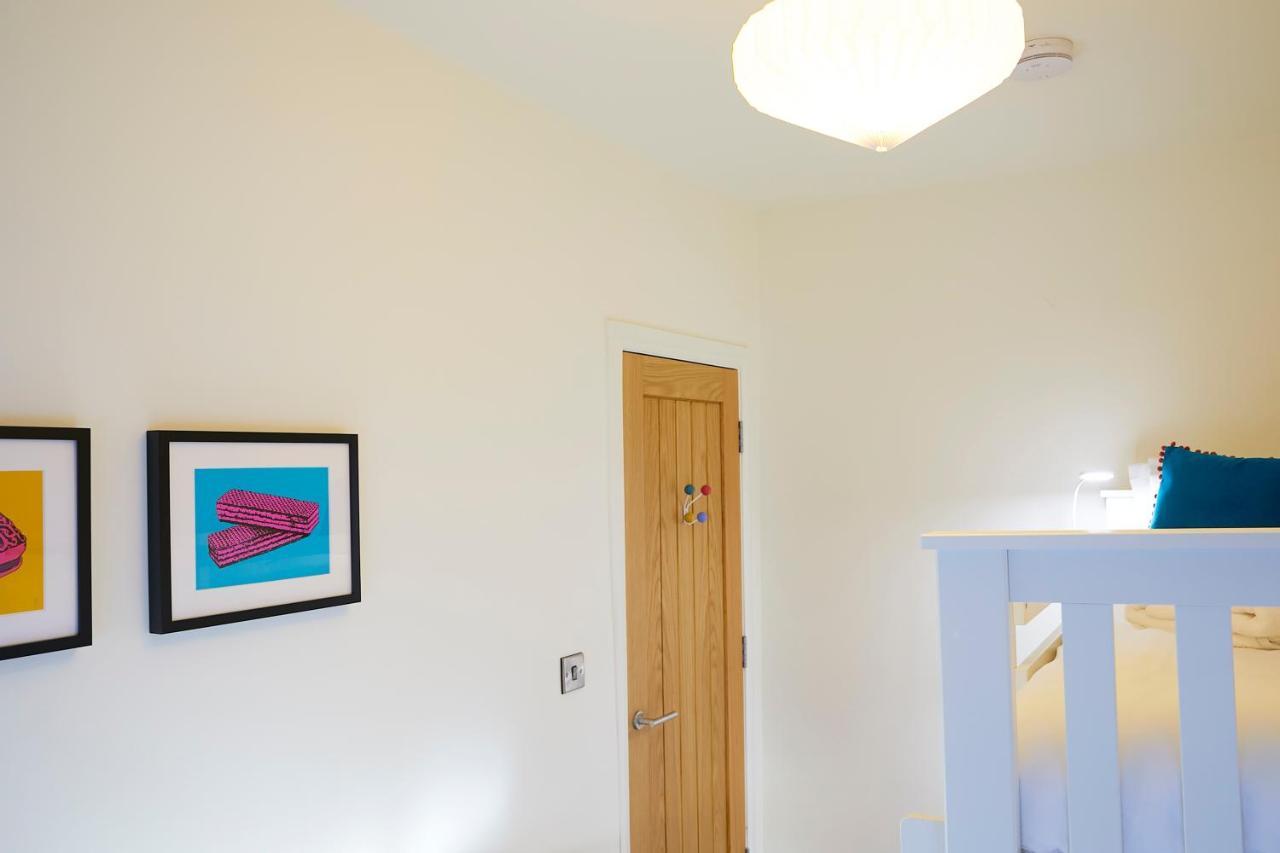 The Stoop, Stunning Sea Views! Apartment