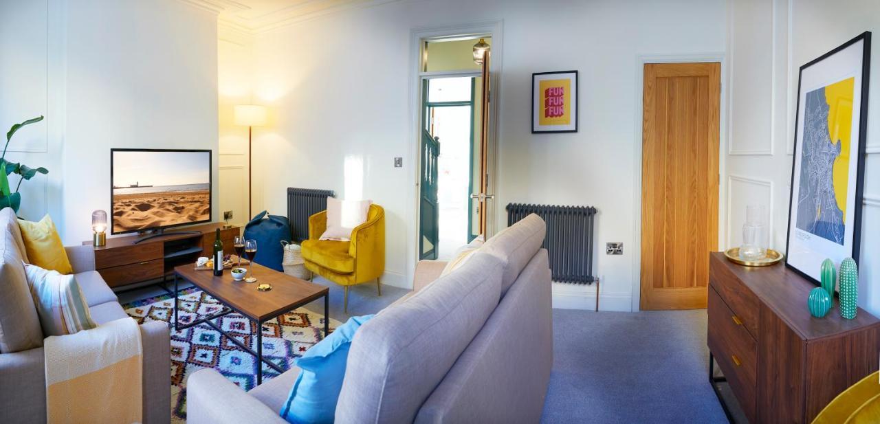 Apartment The Stoop, Stunning Sea Views! *