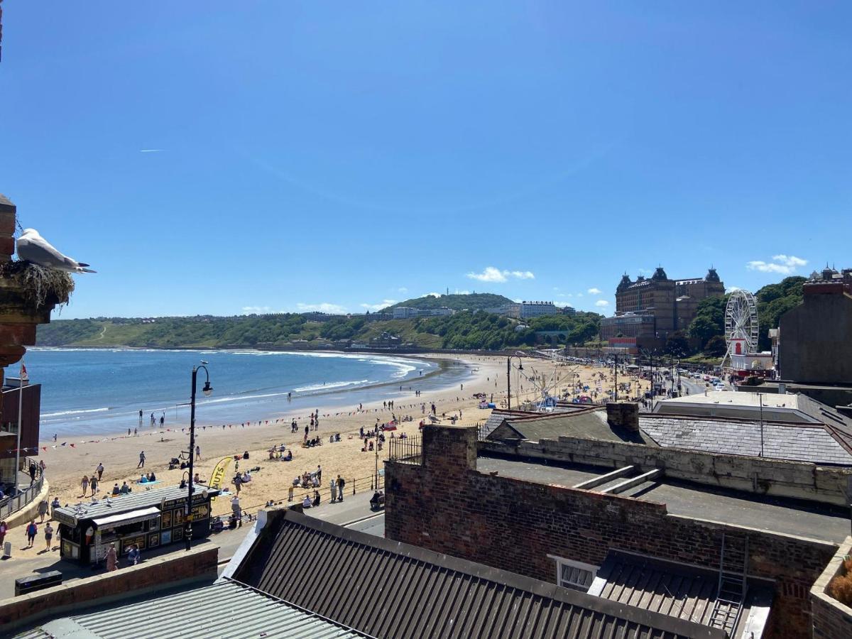 The Stoop, Stunning Sea Views! Apartment Scarborough