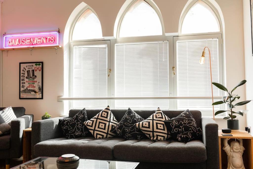Church House Loft Apartment *