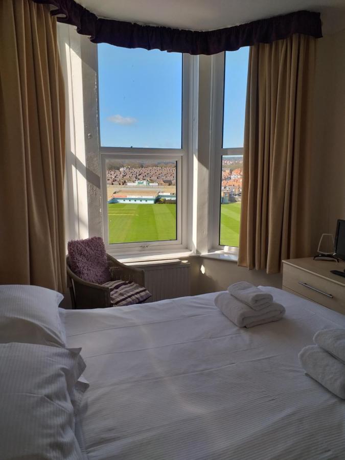Dickie's View Apartment Scarborough