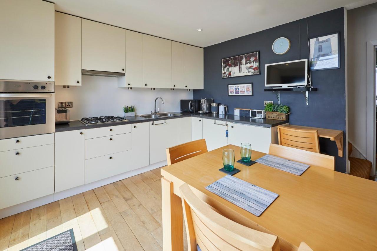 Host & - The Hideaway Holiday home