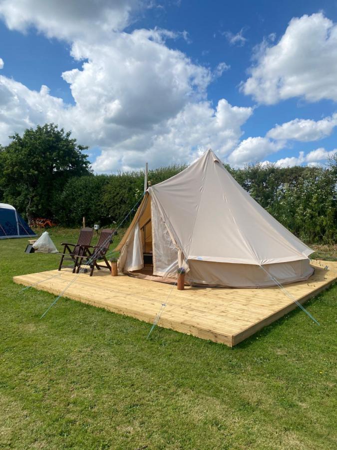 Luxury tent Roe Deer Meadow At Carr House Farm Scarborough