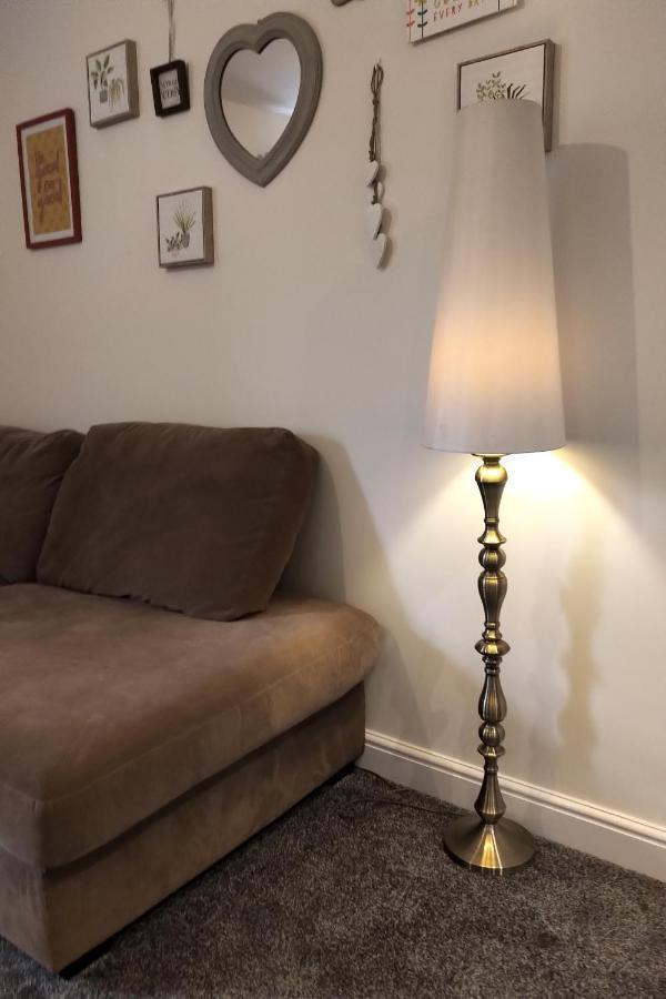 Apartment Oliver Wests Beautiful 2 Bedroom Sleeps 4