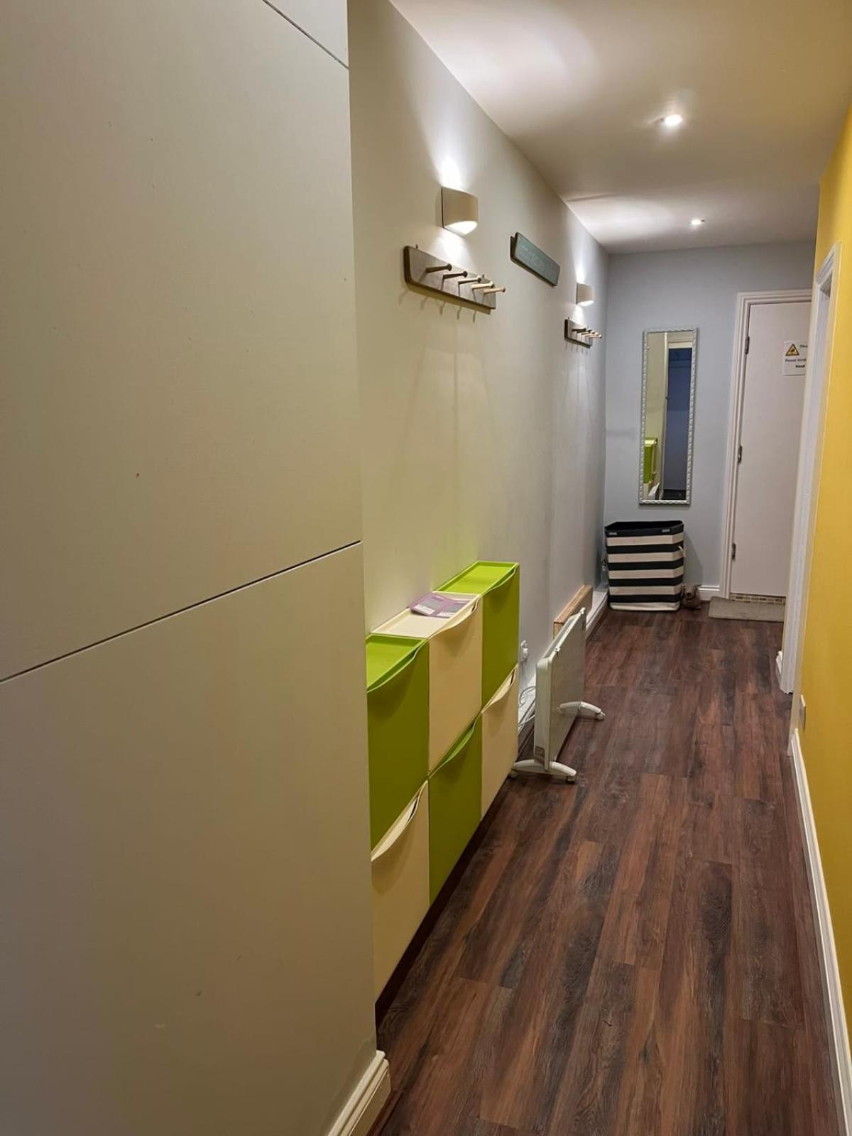 Seaside Hideaway - Free Onstreet Parking * Scarborough