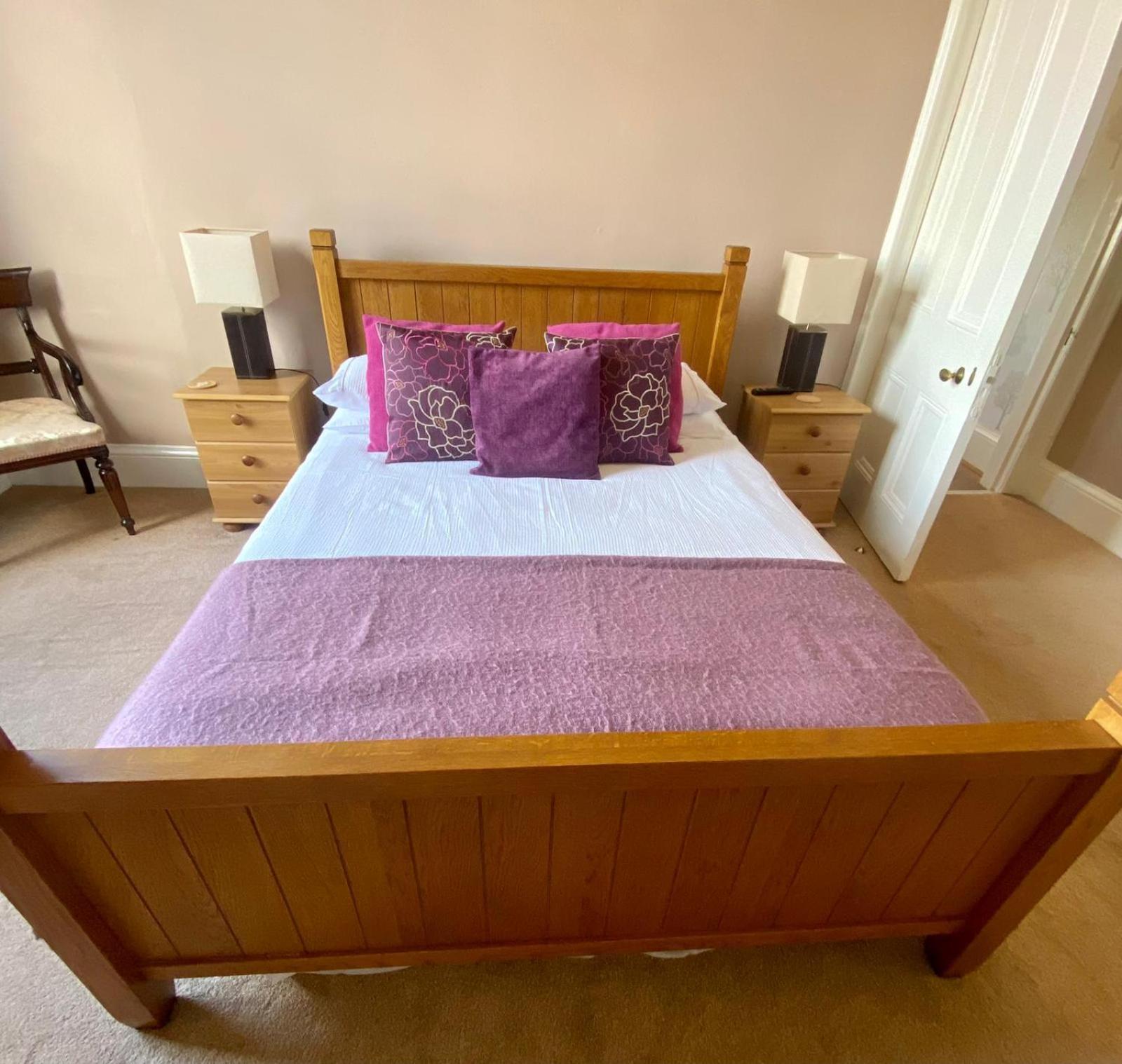Grosvenor First Floor Apartment *