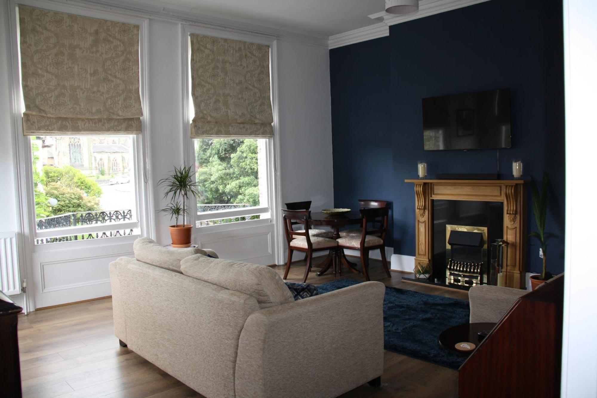 Grosvenor First Floor Apartment *