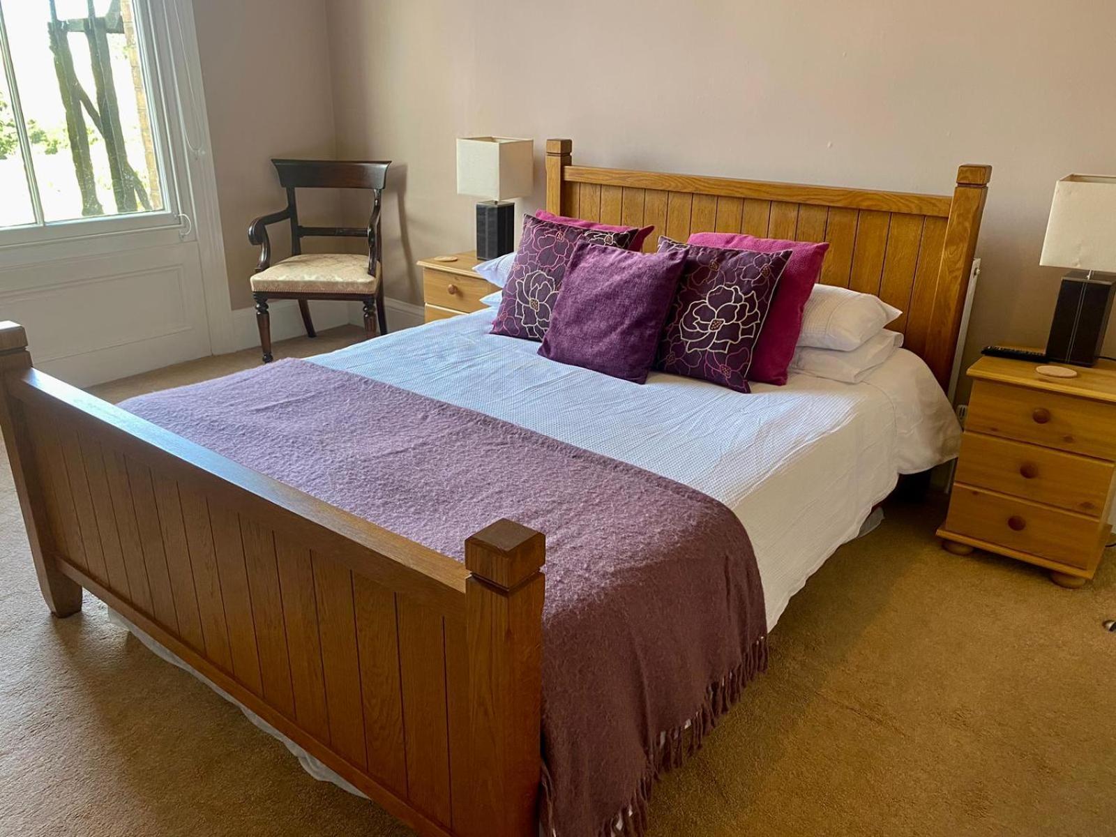 Grosvenor First Floor Apartment *
