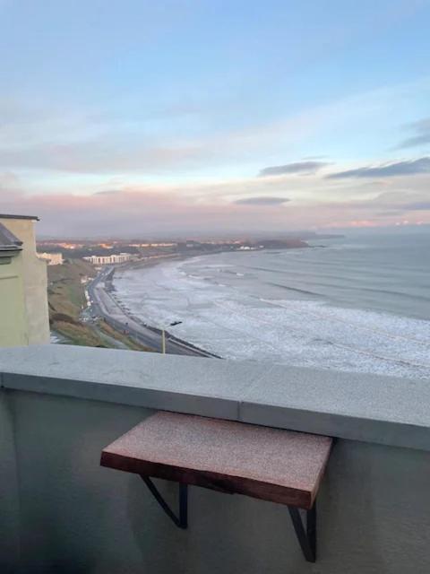 Apartment Spectacular 2 Bedroom Balcony Sea View Flat