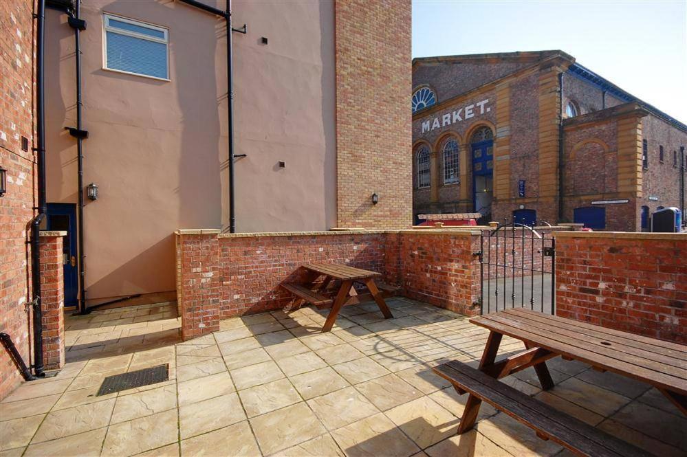 Hotties House - Two-bed Cottage, Dog-friendly & Off-street Parking - Scarborough