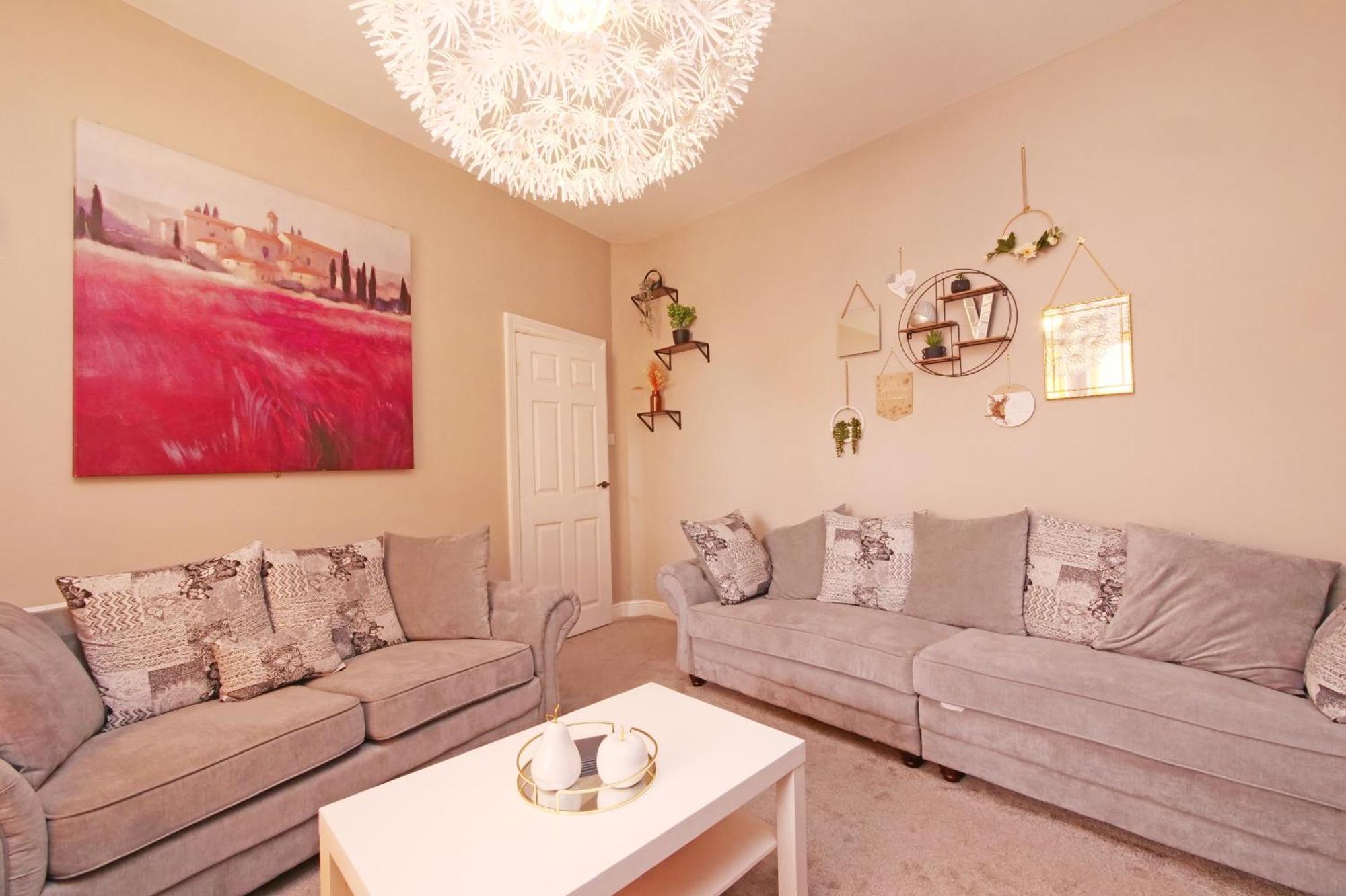 Ashville Grange Sleeps 10 Large Beautiful House *