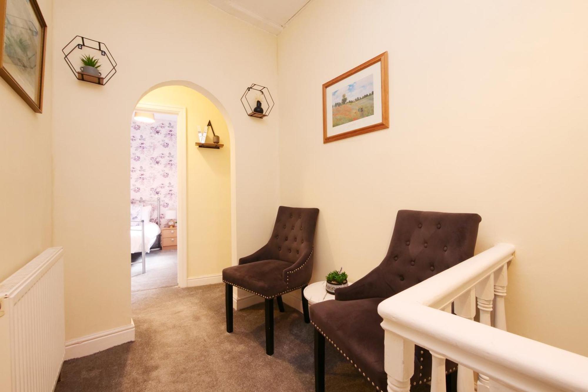 Ashville Grange Sleeps 10 Large Beautiful House * Scarborough