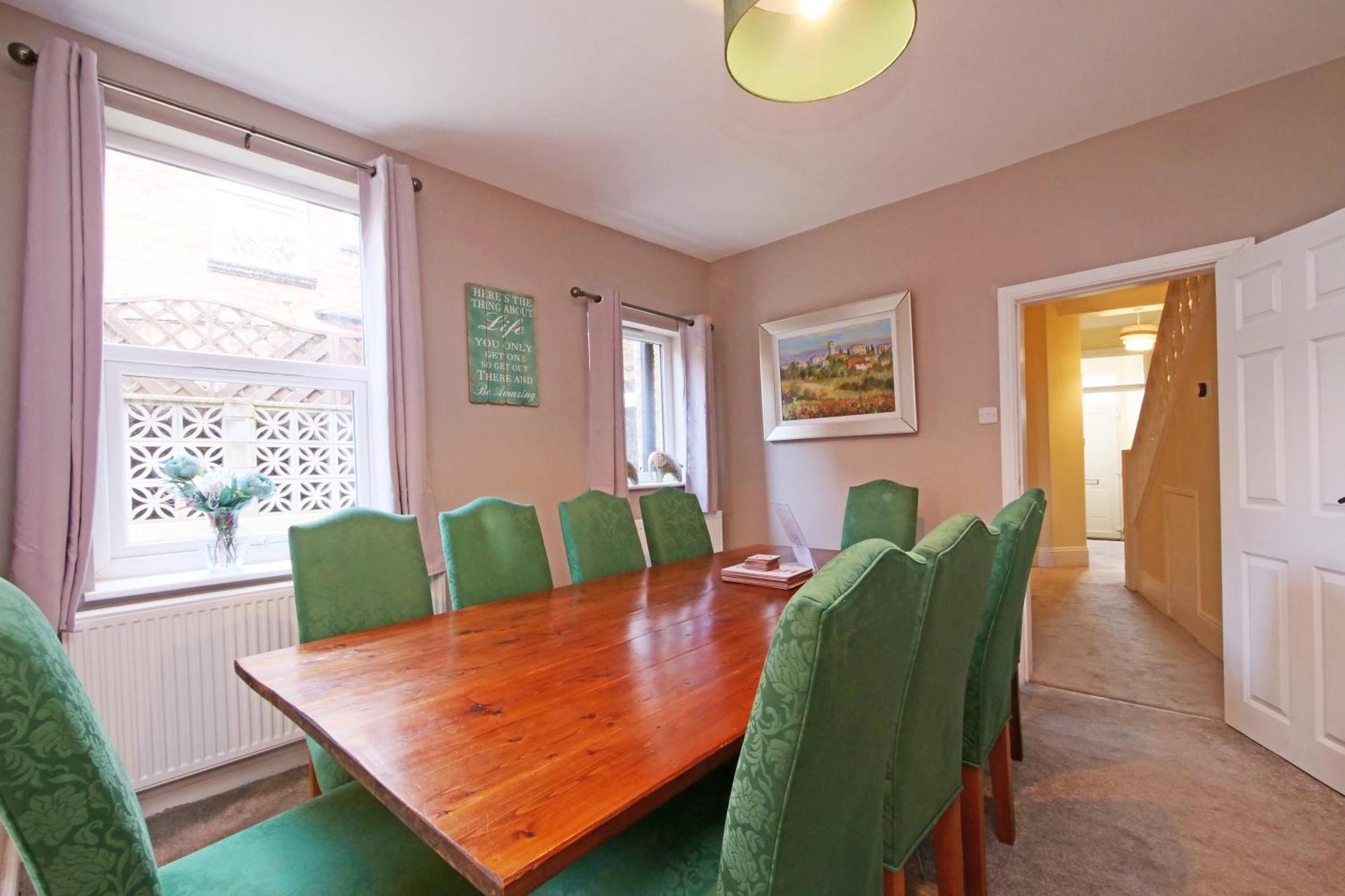 Ashville Grange Sleeps 10 Large Beautiful House Holiday home