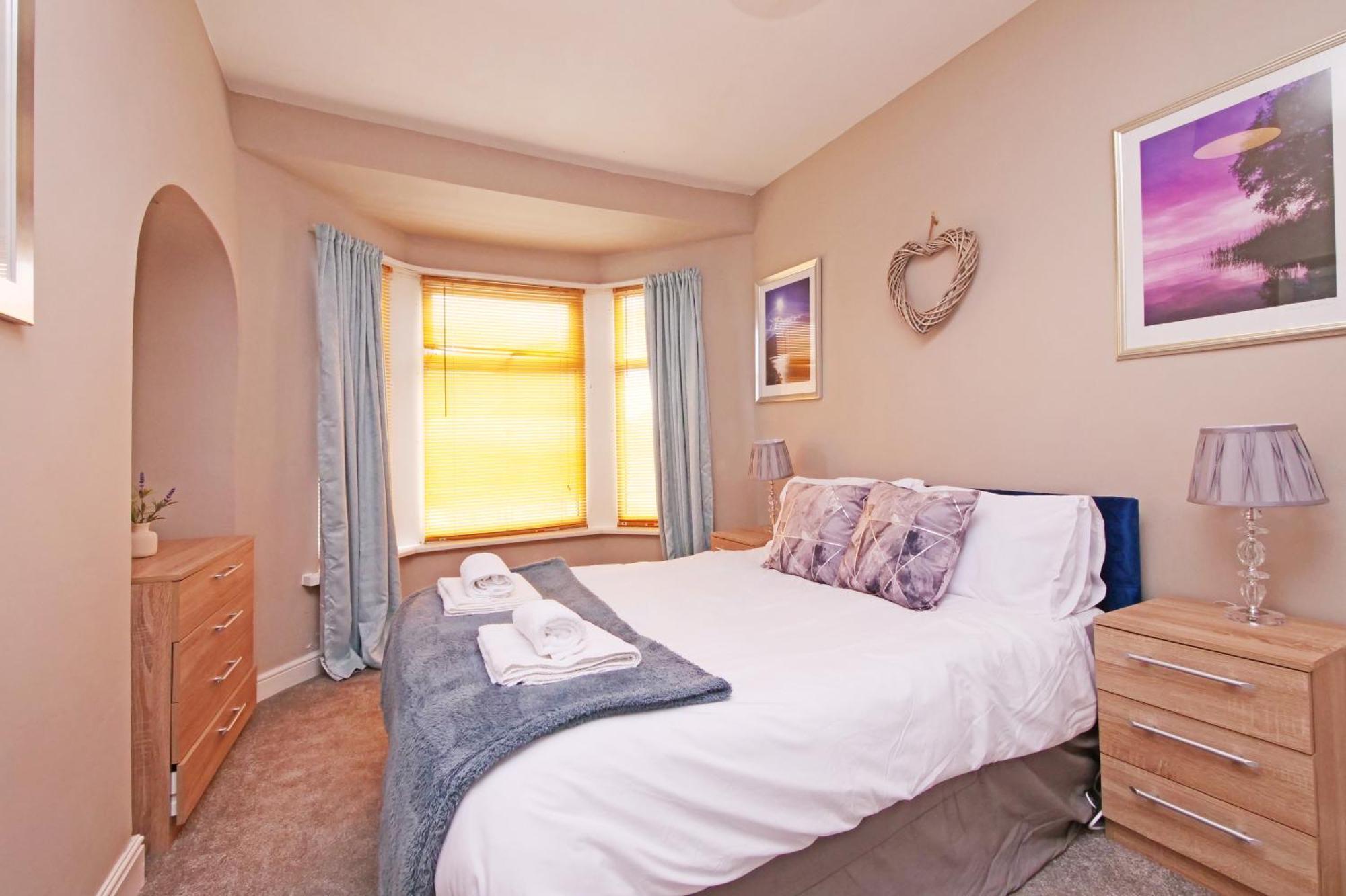 Holiday home Ashville Grange Sleeps 10 Large Beautiful House *