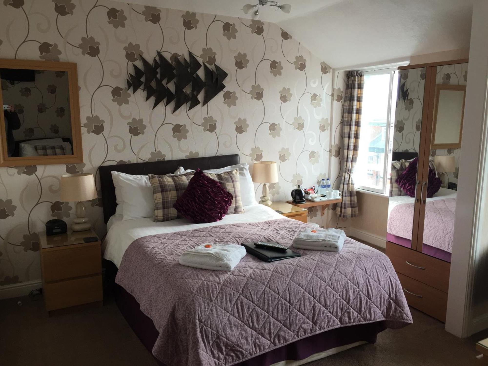 Guest house The Leeway Scarborough