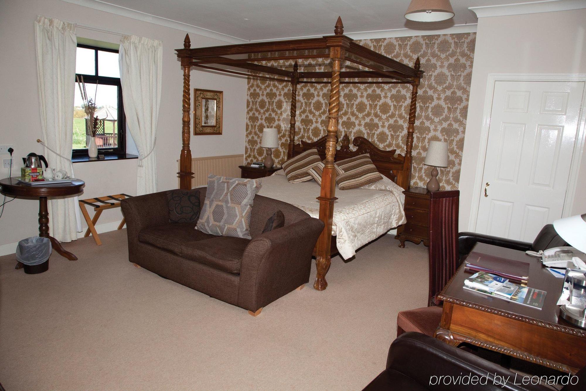Ox Pasture Hall Hotel 4*