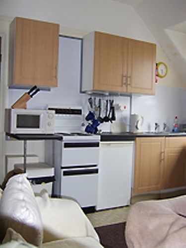 Chomley Flats Apartment Scarborough