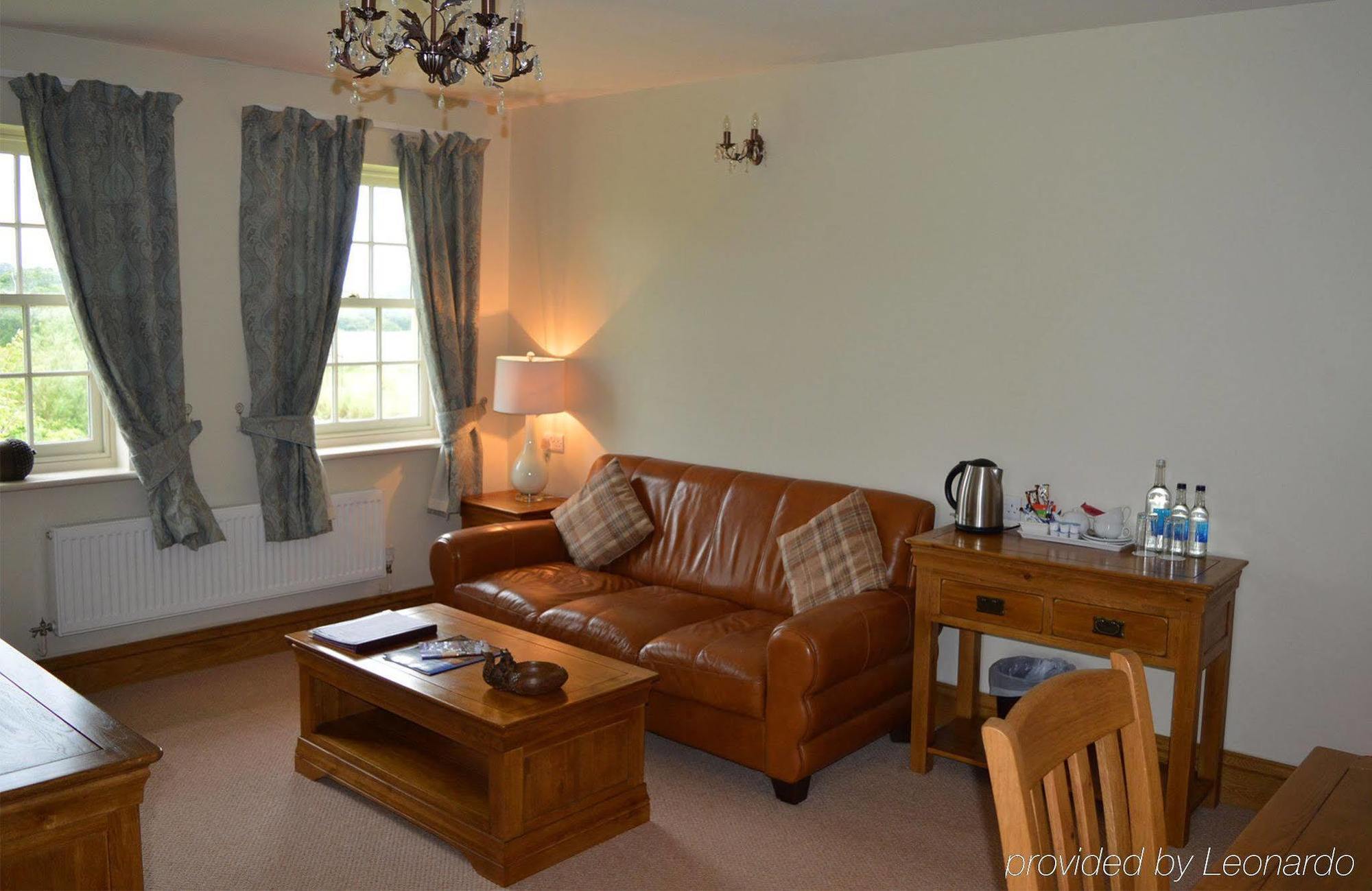Ox Pasture Hall 4*
