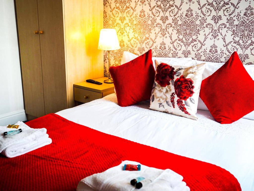 Guest house Carlton House Scarborough