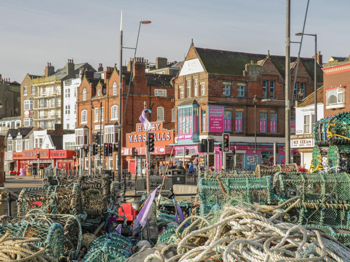 Captain's Scarborough