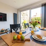 Breakspeare House