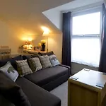 Brightwater 2Nd Floor Apartment For Up To 6 Guests Near North Bay Beach