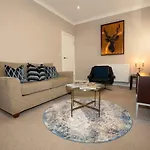 Pass The Keys Stones Throw Apartment, South Cliff, Scarborough