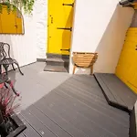 North Bay Holiday Apartment With Internet, Smart Tv\'S And Patio Area