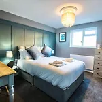 Westbourne Villas