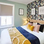 Host & Stay - Columbus View
