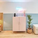 Host & Stay - The Beach House @ Scarborough