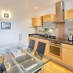 Host & Stay - 15 Easby Hall