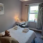 Trafalgar Shortstop Apartment
