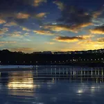Seabourne Scarborough Beautiful 4Th Floor Penthouse With Amazing Coastal & Lighthouse View